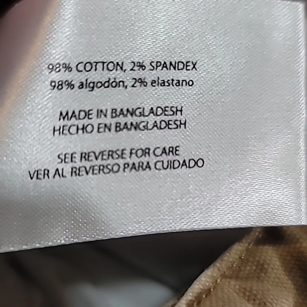 0818. EUC ~ Eddie Bauer ~ 98% Cotton ~ 2% Spandex ~ Reinforced Pockets & Hem ~ - Picture 13 of 14